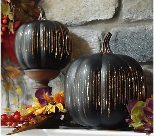 Twinkle Light Pumpkins
